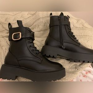 ASOS designer new boots black